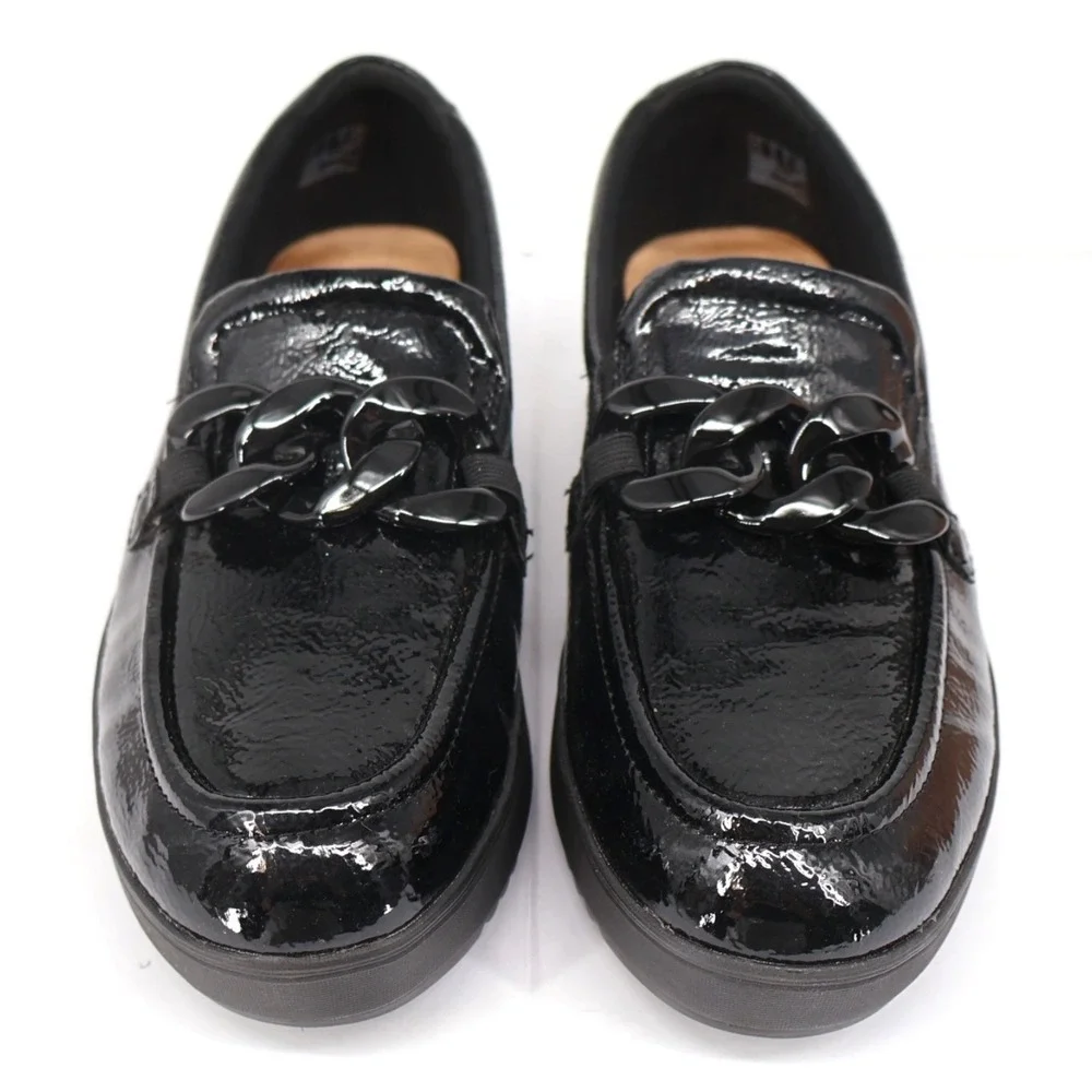 Clarks Zylah May Black Crinkle Patent Chain Platform Loafer 9 M NIB Office Siren